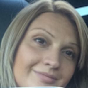 Meet your Posher, Narina